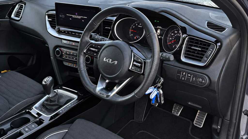 Kia Proceed 1.5T Gdi Isg 138 Gt-line 2024 Grey #6