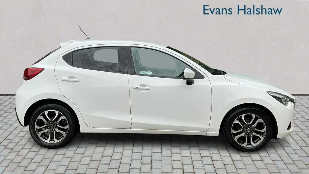Mazda 2 1.5 115 Sport Nav 2017 White #4