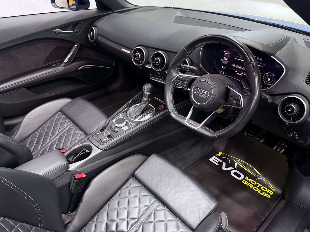 Audi TTS Tts Black Edition Tfsi Quattro 4Wd  #3