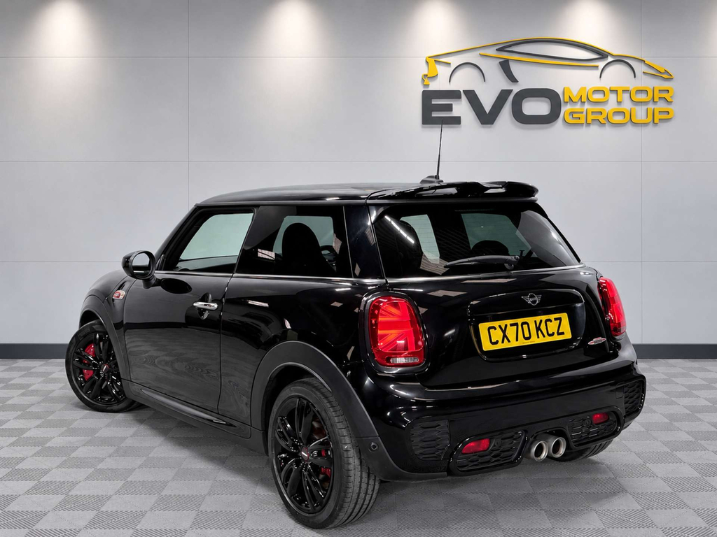 Mini Hatch John Cooper Works Black #2