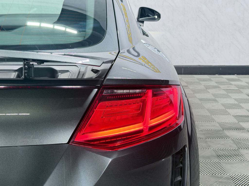 Audi TT 2L Black Edition Black #65