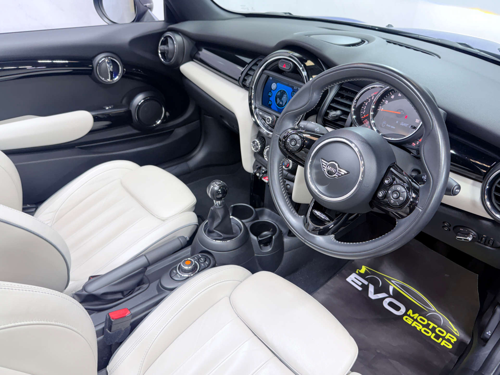 Mini Convertible 2.0 Cooper S Sport Ii  #3