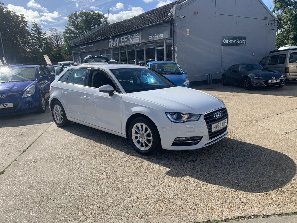 Audi A3 1.4 Tfsi Se White #2