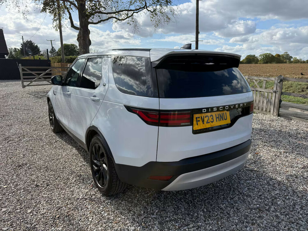 Land Rover Discovery 3 .0 D300 S Estate White #3