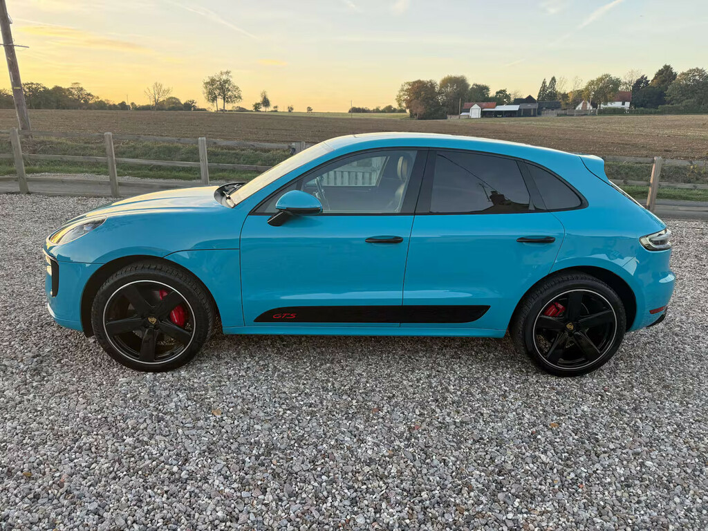 Porsche Macan Gts Pdk Estate Blue #5