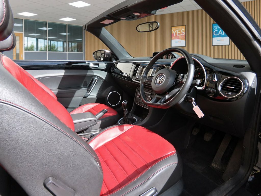 Volkswagen Beetle 1.4L 50S Black #2