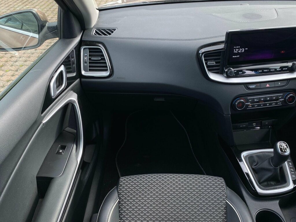 Kia Ceed 1.5 T-gdi 3 Euro 6 Ss Brown #6
