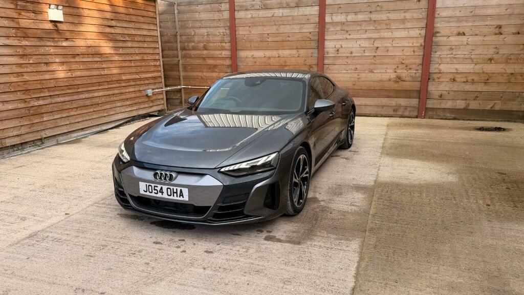 Audi E Tron GT 93.4Kwh Quattro Grey #5