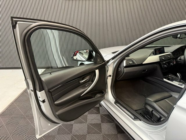 BMW 3 Series 2L M Sport Black #40