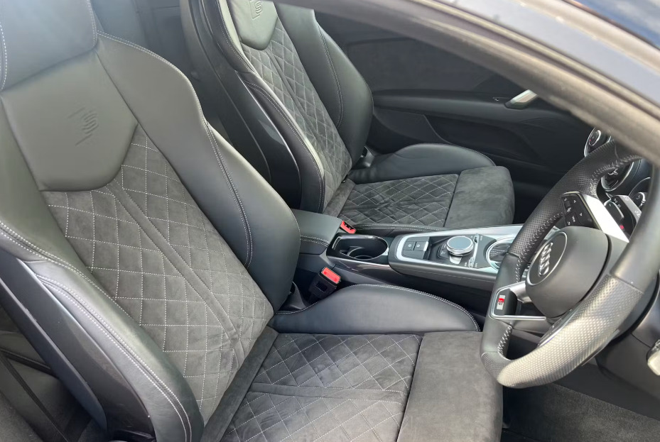 Audi TT 40 Tfsi Black Edition S Tronic Black #5