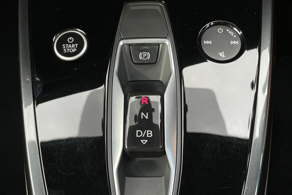 Audi Q4 E Tron 220Kw 50 Quattro 82.77Kwh S Line Cstech Grey #23