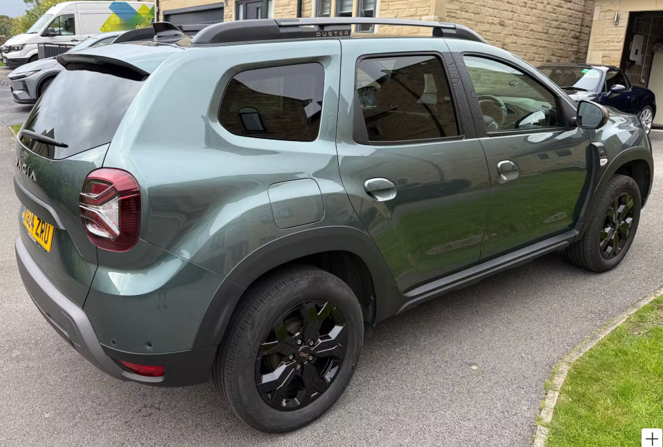 Dacia Duster 1.3 Tce 150 Extreme Edc Green #2
