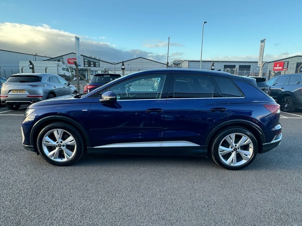 Audi Q4 E Tron 125Kw 35 55Kwh Sport Black #9