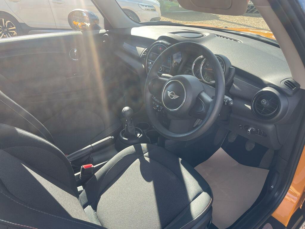 Mini Hatch 1.5 Cooper D Euro 6 Ss Orange #6