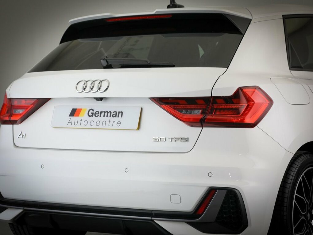 Audi A1 1L S Line White #5