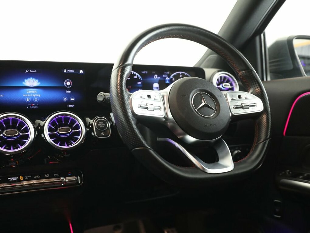 Mercedes-Benz GLA Class 200 Sport Executive Blue #43
