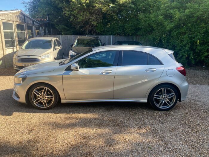 Mercedes-Benz A Class 1.5 Amg Line Silver 2017 Silver #4