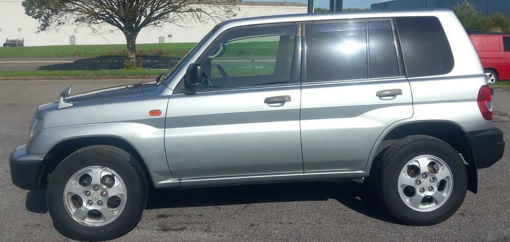 Mitsubishi Shogun 1.8 Only 31,000 Miles 31K Silver #6