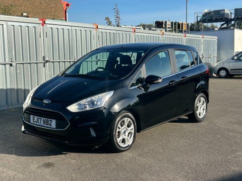Ford B-Max Zetec Navigator Sat EJ17NBZ Black