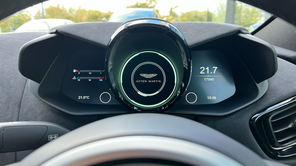 Aston Martin Vantage 4.0L V8 Coupe Silver #6