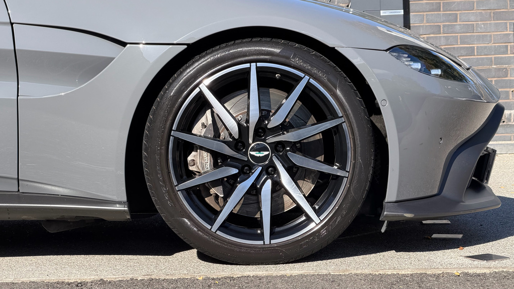 Aston Martin Vantage V8 Grey #6
