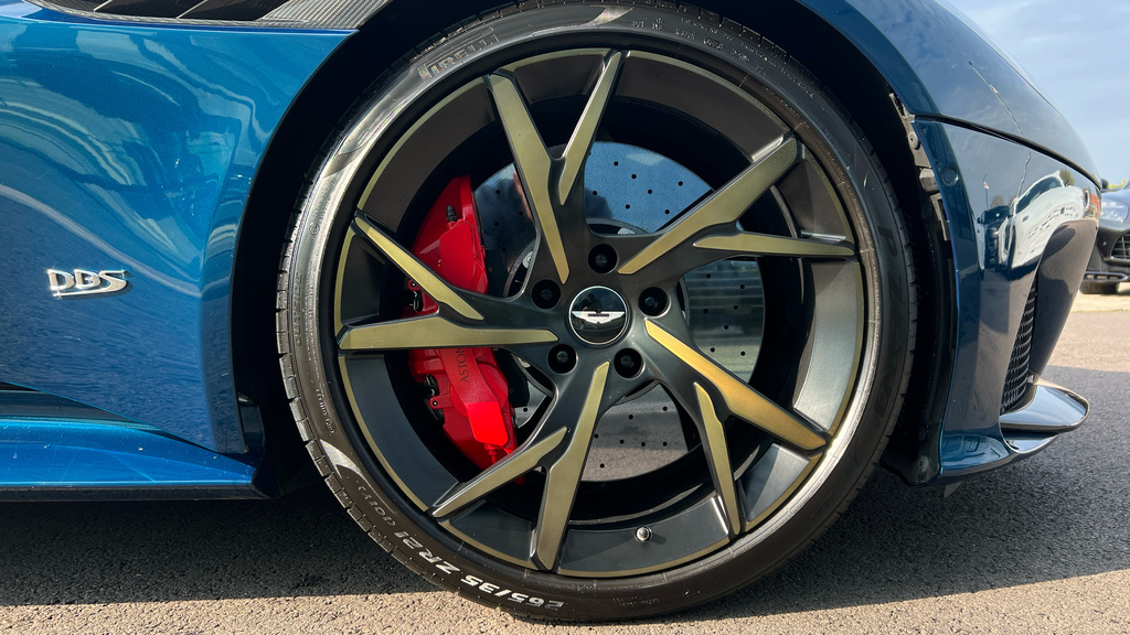 Aston Martin DBS Coupe #4