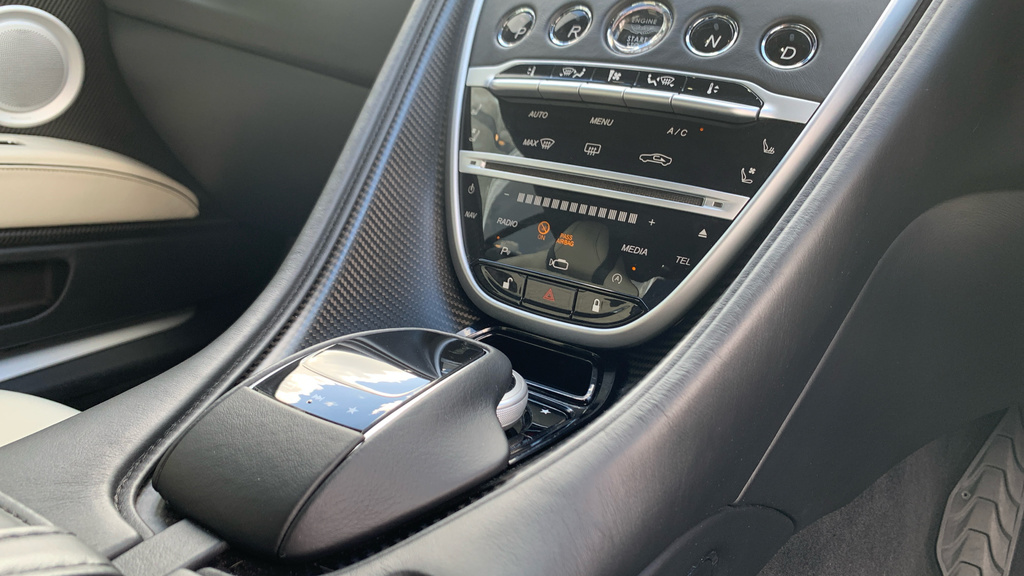 Aston Martin DBS Coupe Black #17