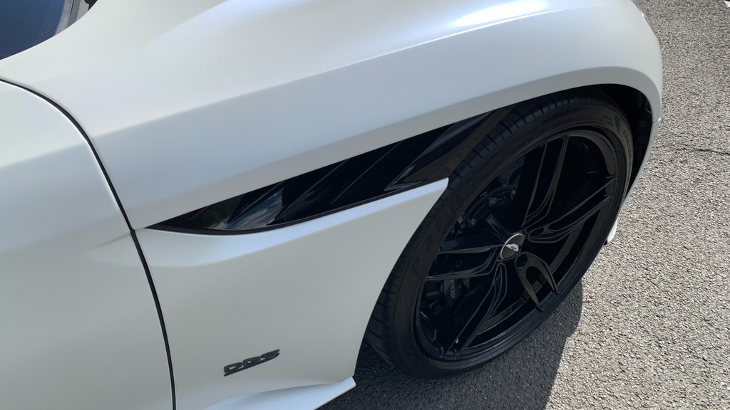 Aston Martin DBS Coupe Black #9