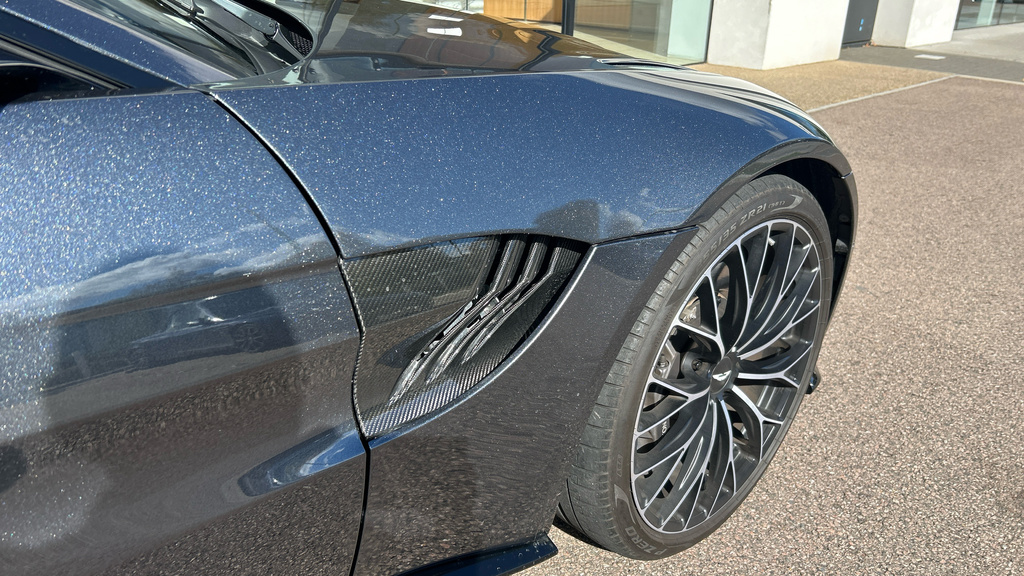 Aston Martin Vantage Vantage F1 Edition V8 Green #9