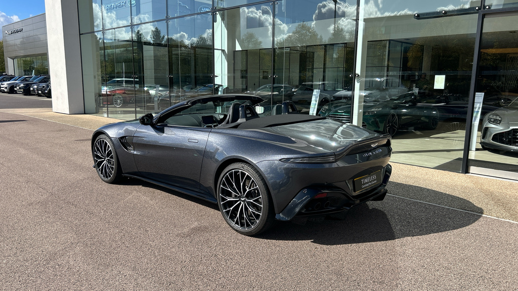 Aston Martin Vantage Vantage F1 Edition V8 Green #15
