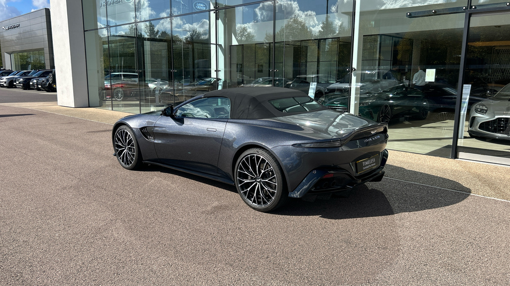 Aston Martin Vantage Vantage F1 Edition V8 Green #36