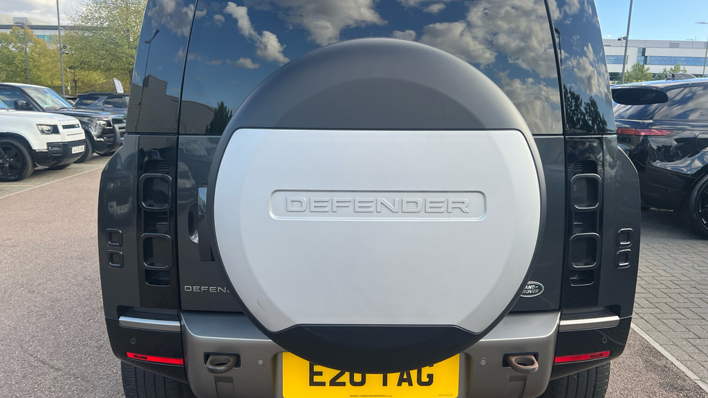 Land Rover Defender 3.0 D300 Hard Top X-dynamic Hse Grey #25