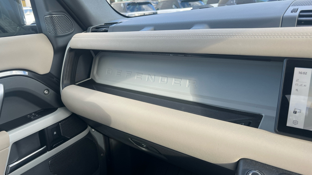 Land Rover Defender 3.0 D300 Hard Top X-dynamic Hse Grey #22