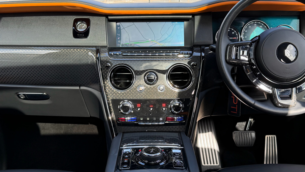 Rolls-Royce Cullinan Cullinan Black Badge Black #4
