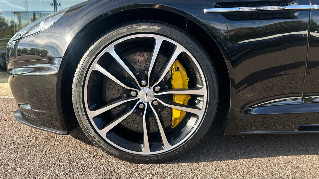 Aston Martin DBS Convertible Black #4