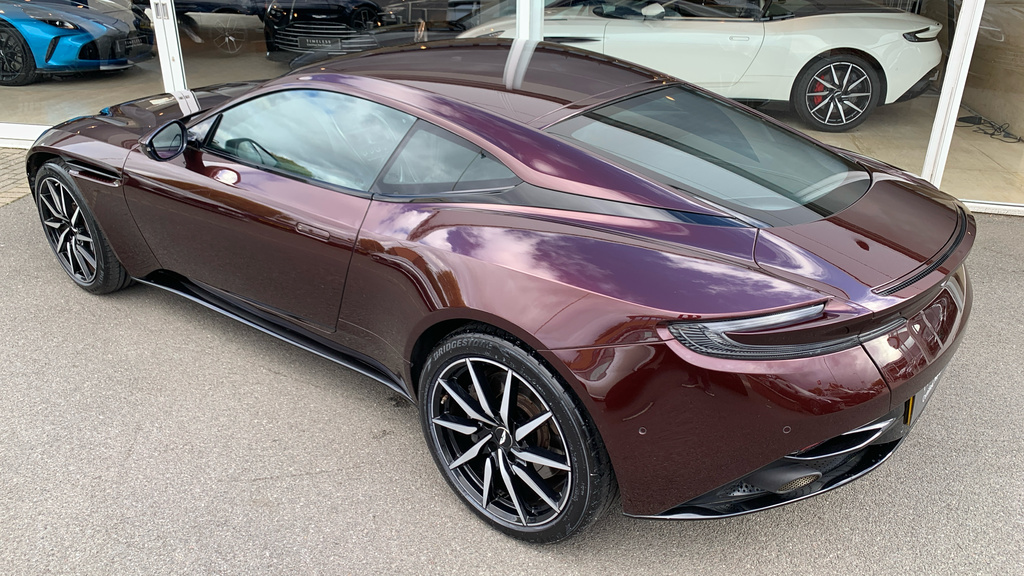 Aston Martin DB11 V8 Volante Touchtronic White #19