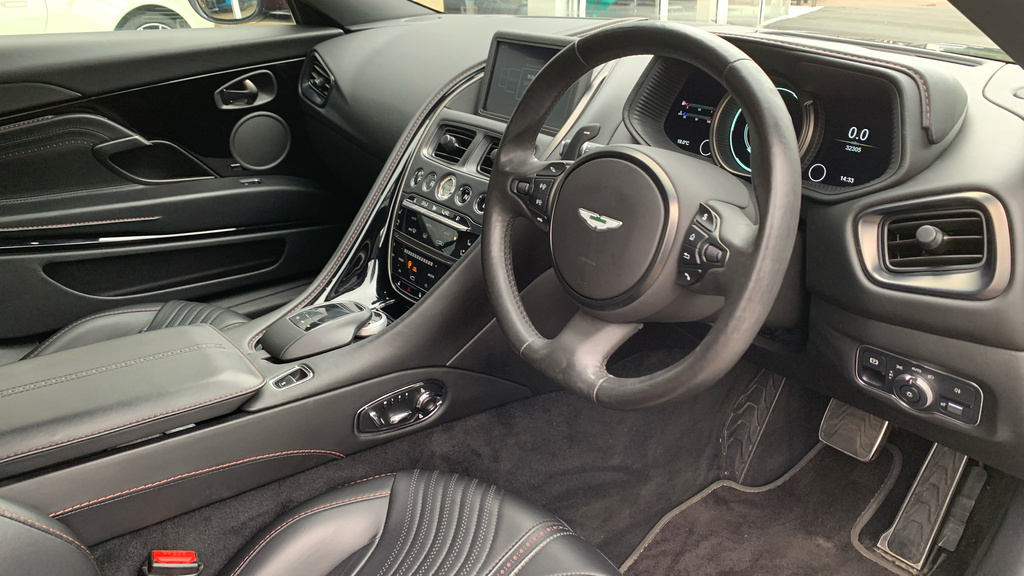 Aston Martin DB11 V8 Volante Touchtronic White #3