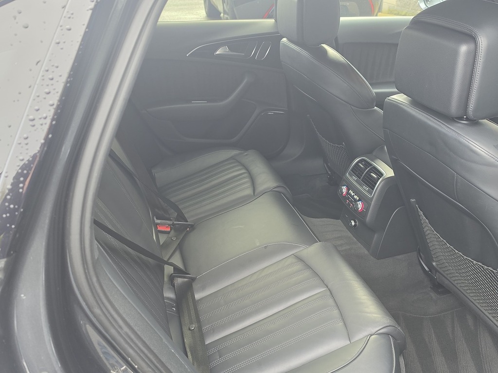 Audi A6 Saloon Tdi Ultra Black Edition White #8