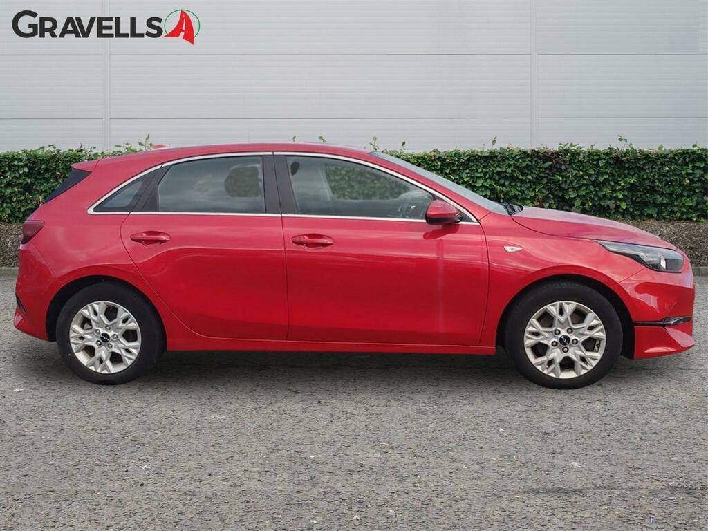 Kia Ceed 1.5 T-gdi 2 Hatchback Euro 6 S Red