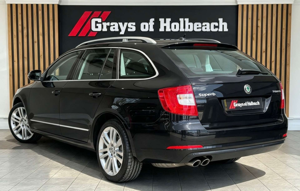 Skoda Superb Elegance Tdi Cr Black #4
