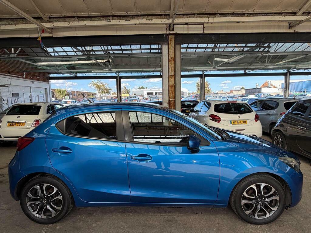 Mazda 2 1.5 Skyactiv-g Tech Edition Euro 6 S S Blue #3