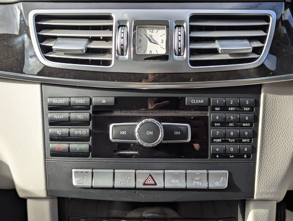 Mercedes-Benz E Class 3L Amg Sport Silver #14