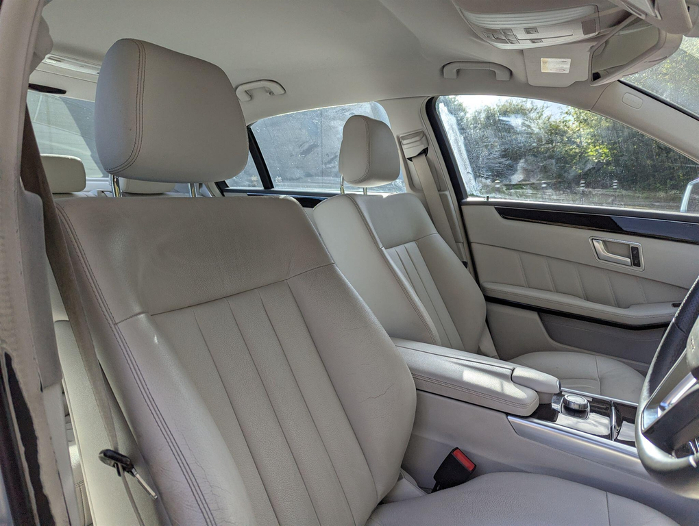 Mercedes-Benz E Class 3L Amg Sport Silver #7