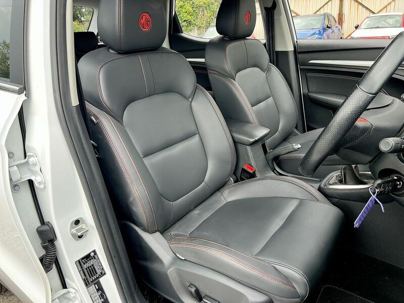 MG ZS Mg Zs Excite Ev White #37