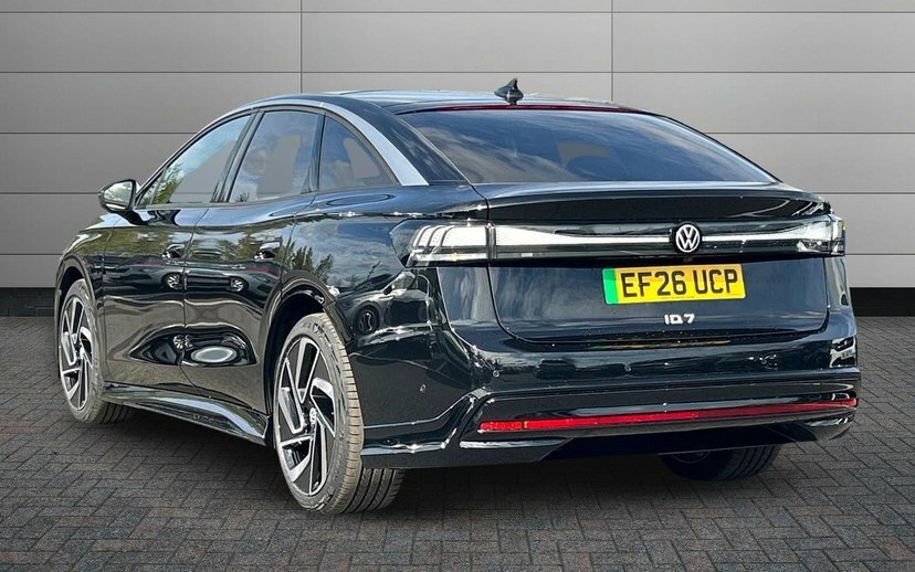Volkswagen ID.7 Pro 77Kwh Match Plus Fastback Black #3