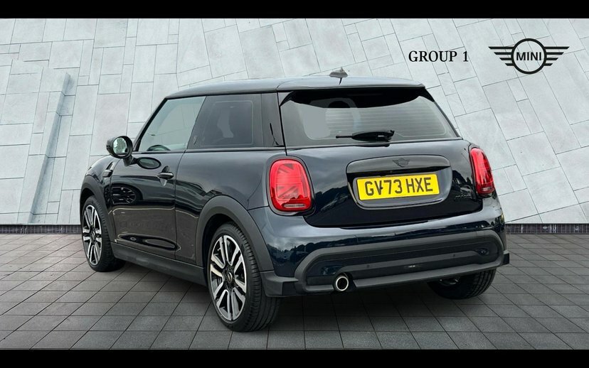 Mini Hatch 3-Door Hatch Cooper Exclusive Black #2