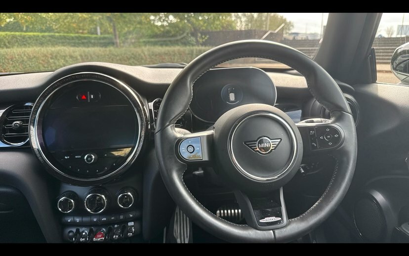Mini Hatch 3-Door Hatch Cooper Sport White #5