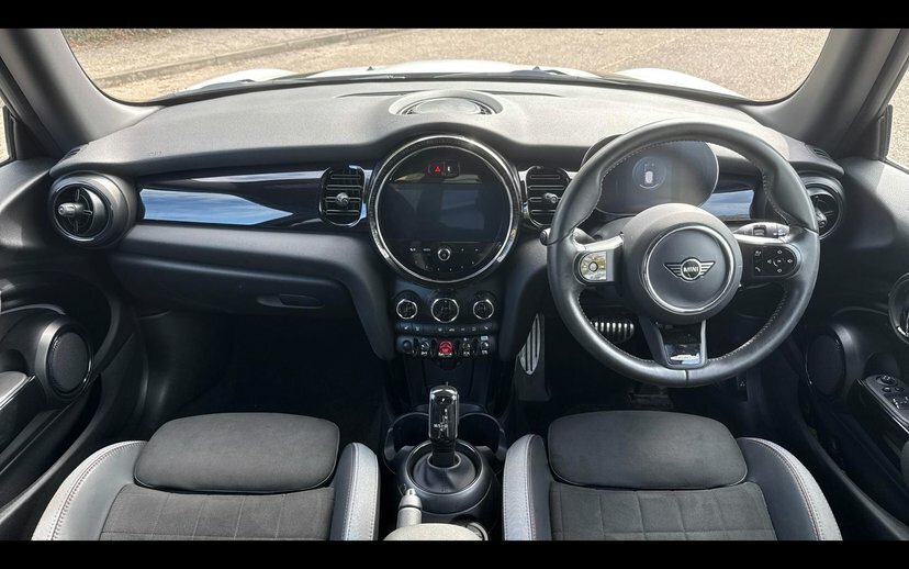 Mini Hatch 3-Door Hatch Cooper Sport White #4