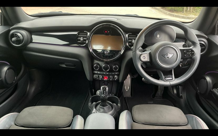 Mini Hatch 3-Door Hatch Cooper S Sport Black #4