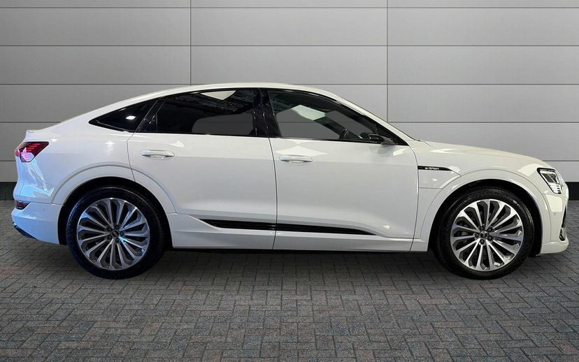 Audi E-tron 55 Launch Edition Sportback Quat White #4